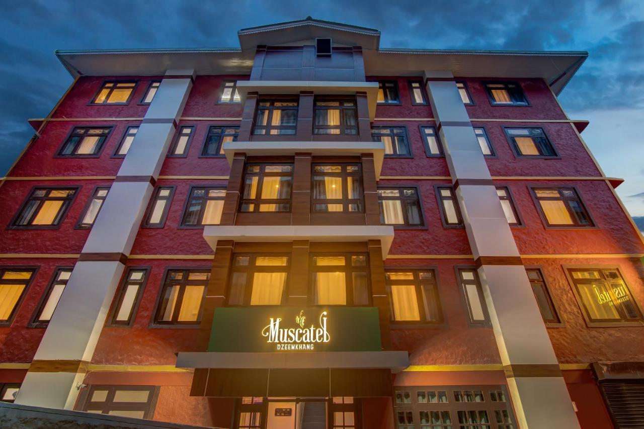 Muscatel Central Hotel - Dzeemkhang Gangtok Exteriör bild