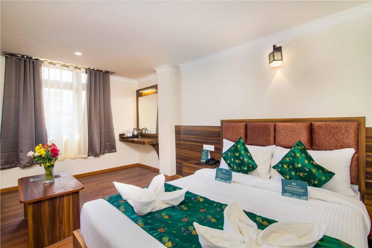 Muscatel Central Hotel - Dzeemkhang Gangtok Exteriör bild