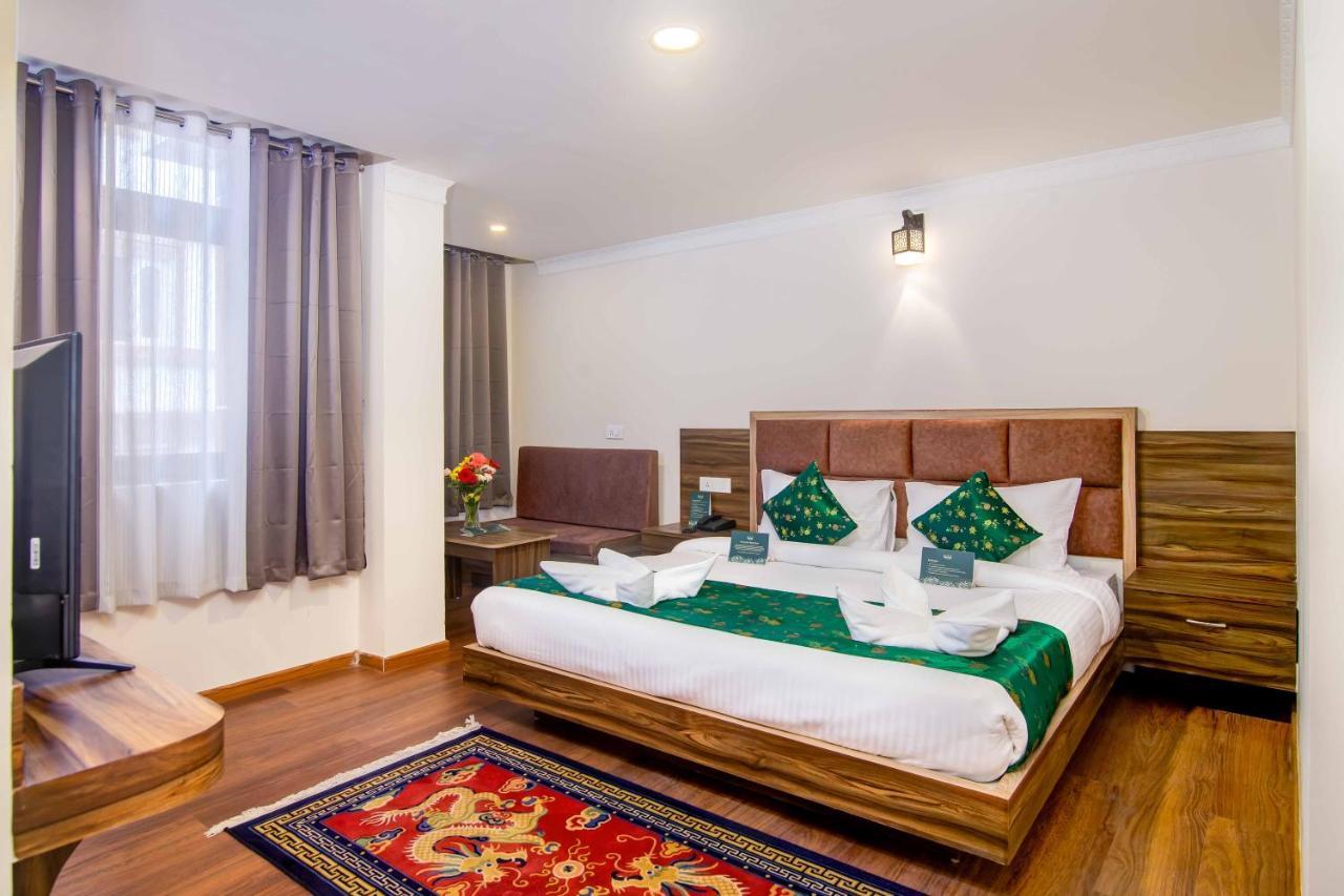 Muscatel Central Hotel - Dzeemkhang Gangtok Exteriör bild